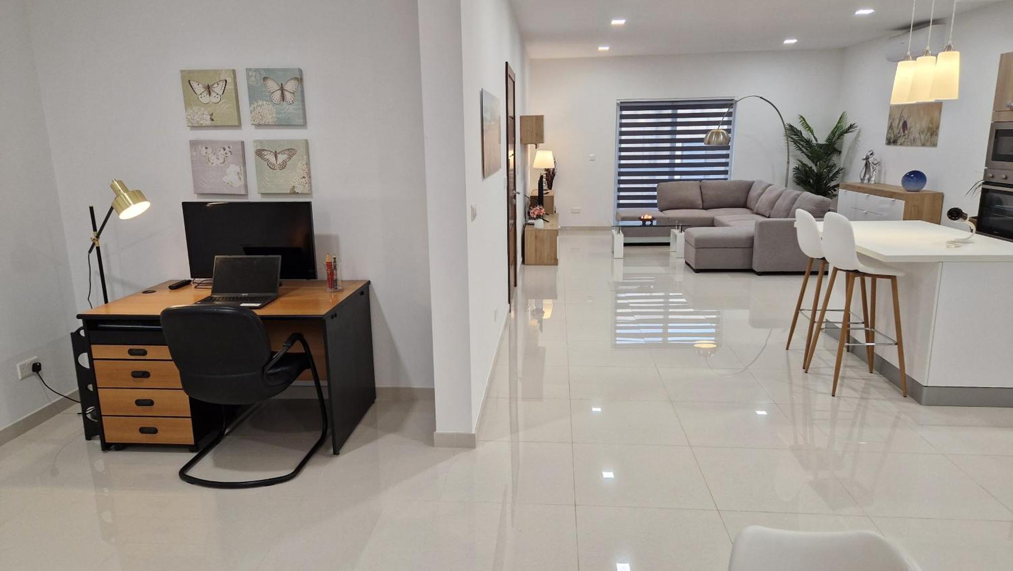 Carousel Apartments Qrendi Bagian luar foto
