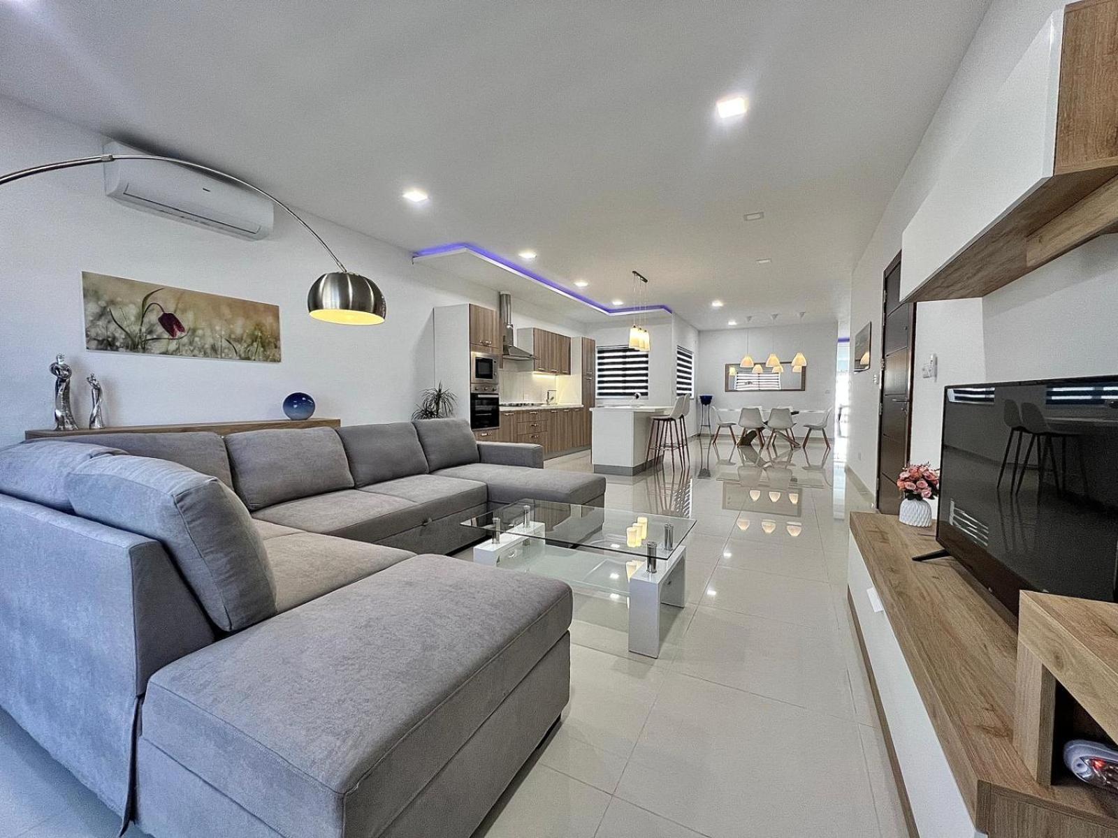 Carousel Apartments Qrendi Bagian luar foto