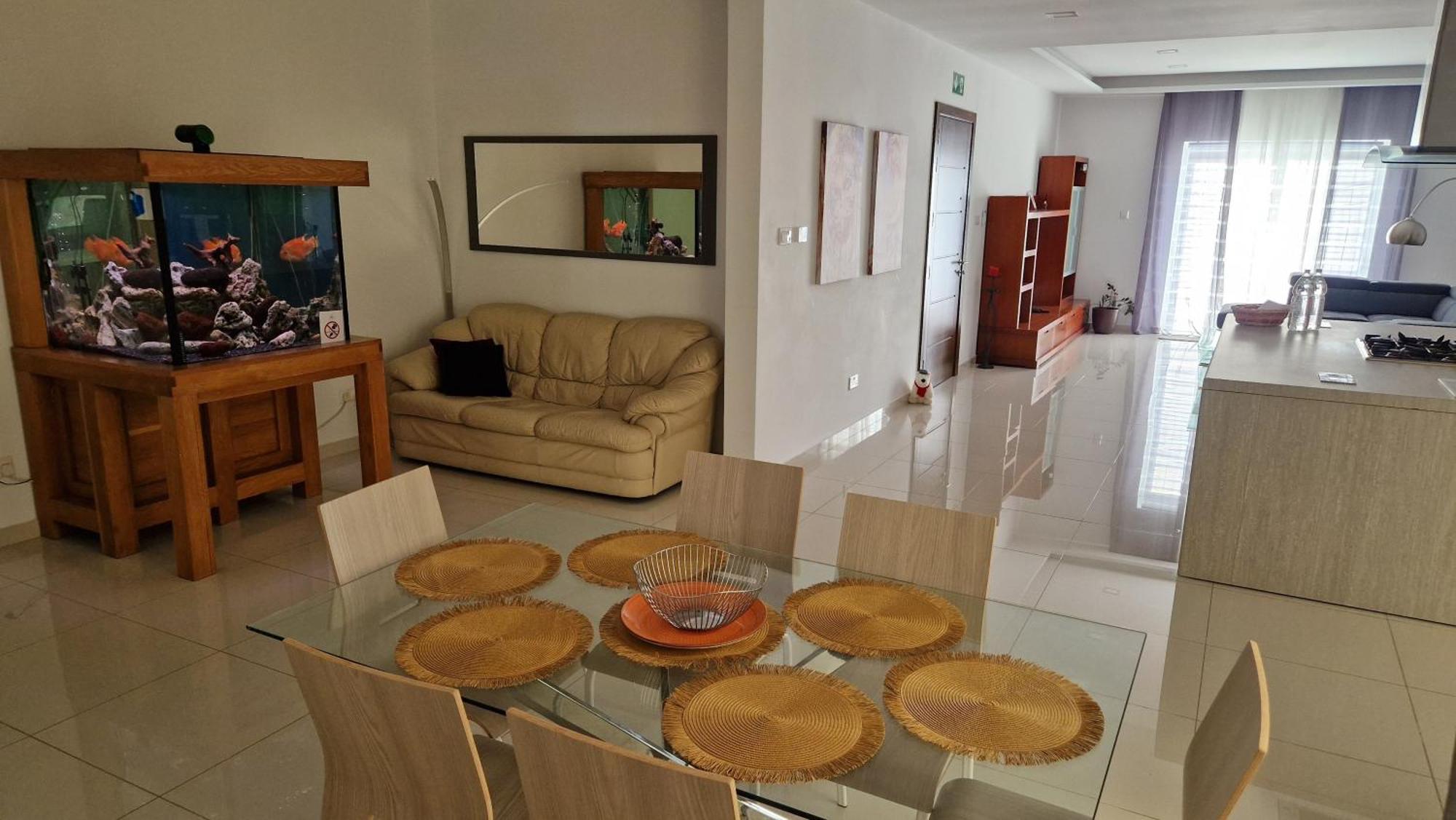 Carousel Apartments Qrendi Bagian luar foto